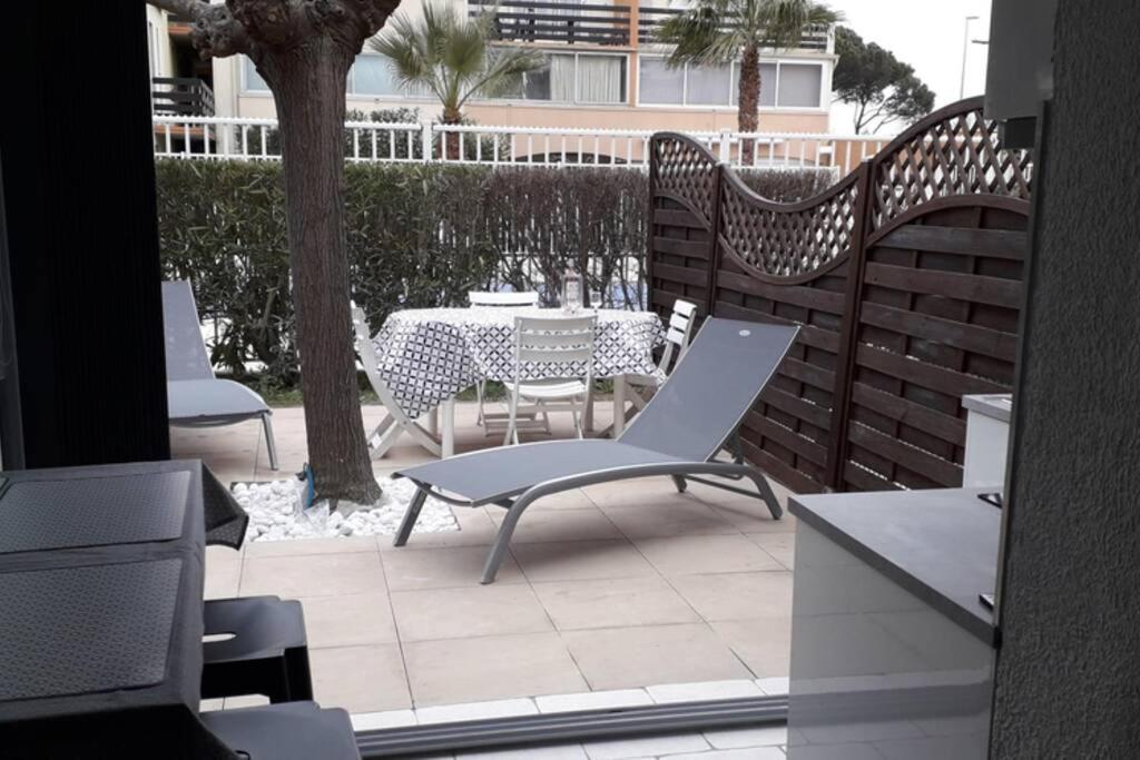 Cap D'Agde - Residence Estivales - Proche Naturiste - Terrasse - Wifi - Parking - Piscine - Clim Εξωτερικό φωτογραφία