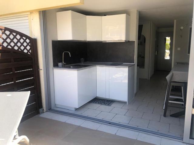 Cap D'Agde - Residence Estivales - Proche Naturiste - Terrasse - Wifi - Parking - Piscine - Clim Εξωτερικό φωτογραφία